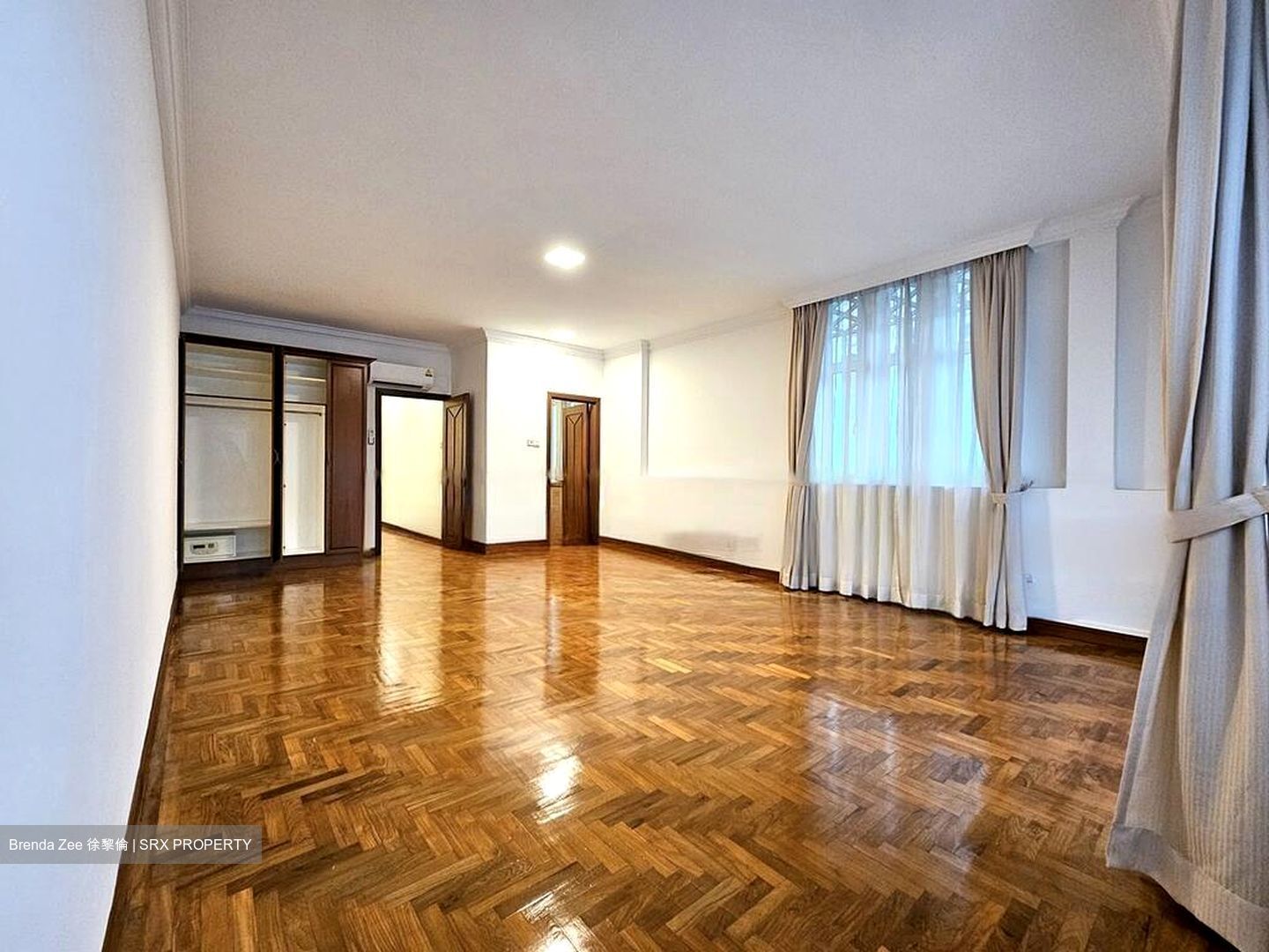 Kew Vale (D16), Semi-Detached #481629101